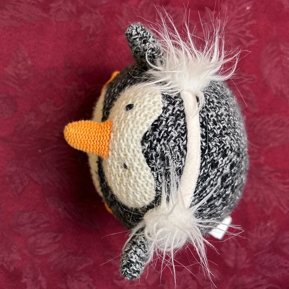 Anthropologie knitted Black and White Penguin with earmuffs‎ Plush Stuffy Toy